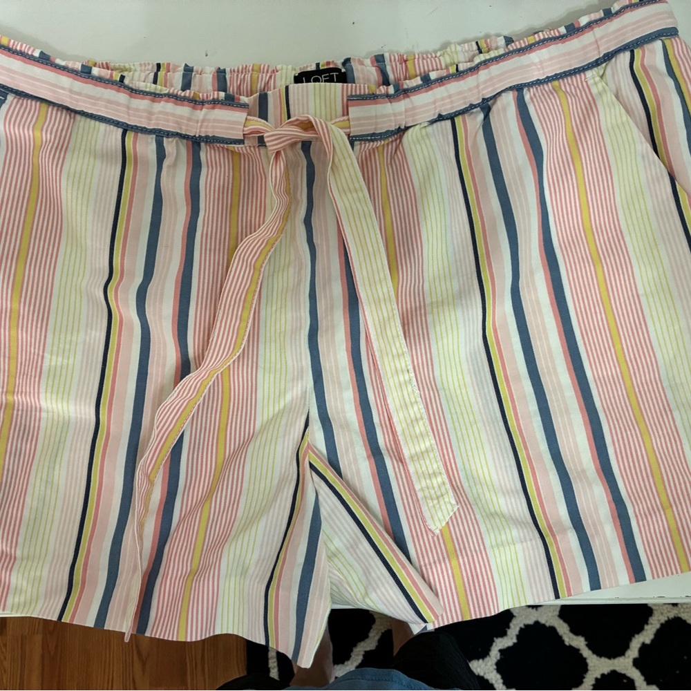 LOFT Pink and Blue Striped Shorts with Drawstring Waist Size L NWOT